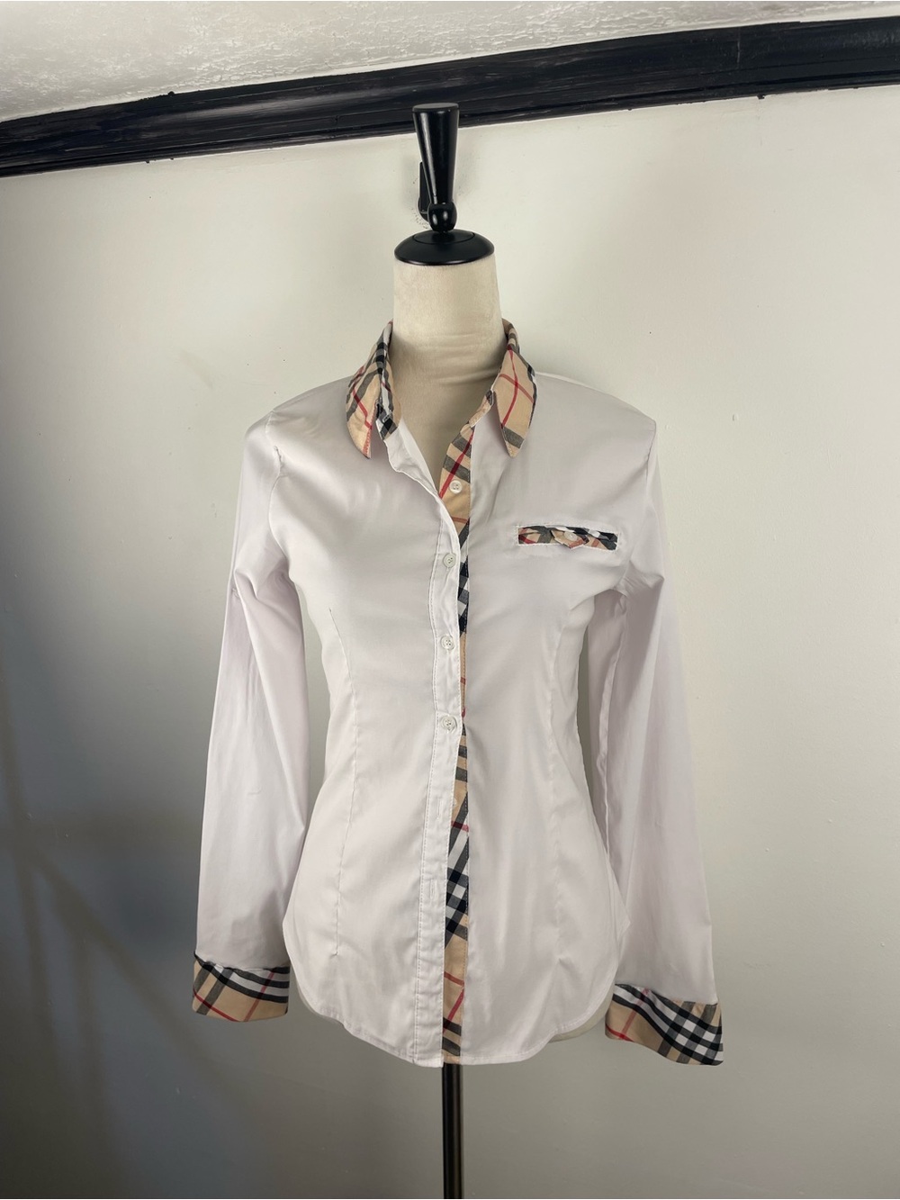 Classic White Button-Down Blouse with Plaid Trim